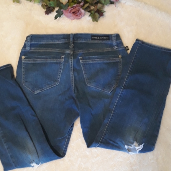 Rock & Republic distressed jeans - Picture 5 of 6